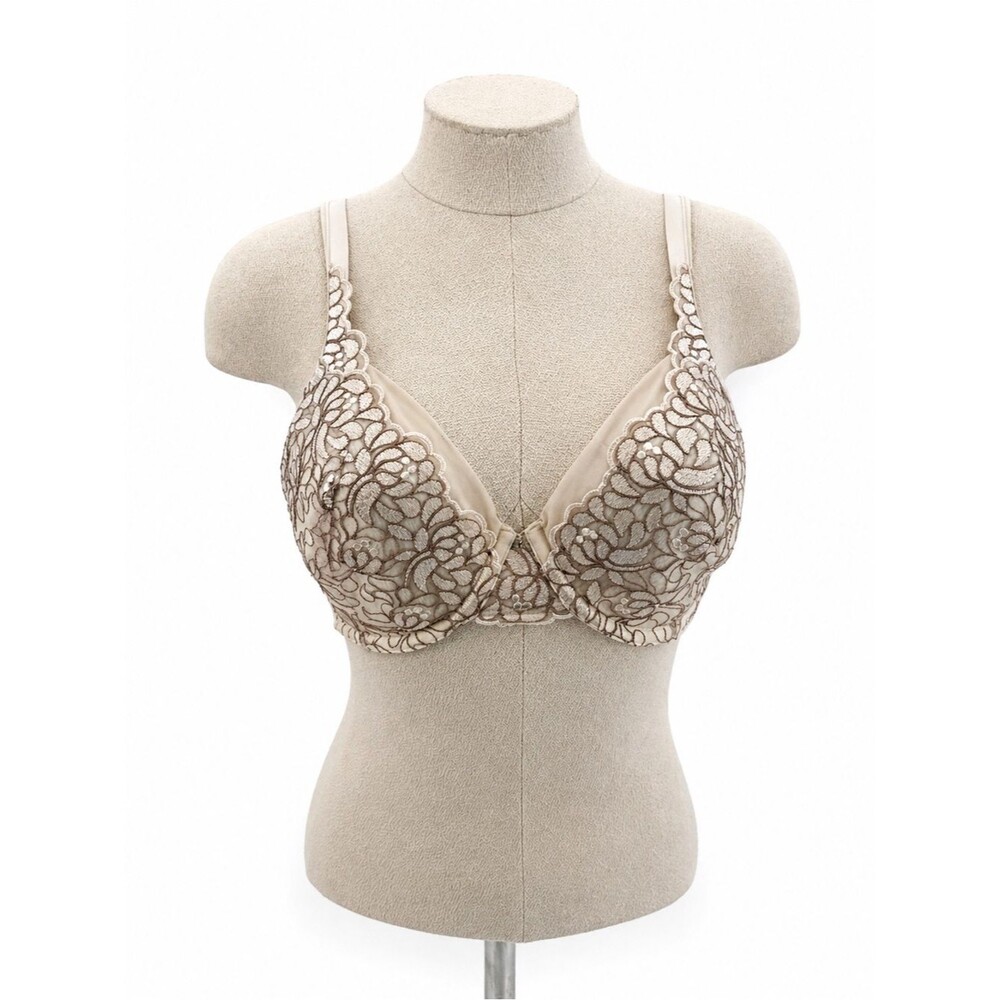 Playtex White & Tan Underwire Bra Lace Floral Details Dainty Classic Size 36C